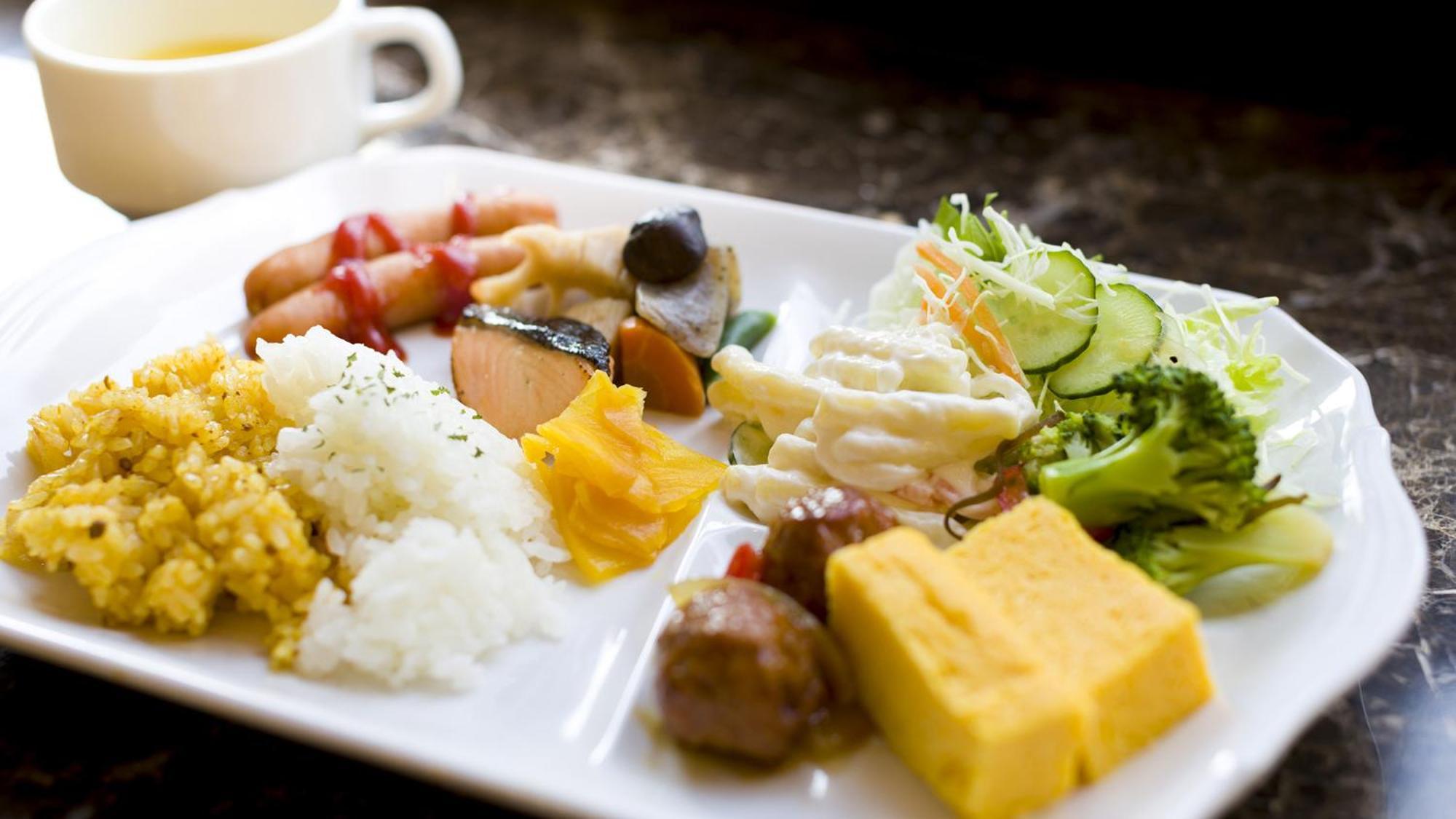 Toyoko Inn Hokkaido Sapporo-eki Nishi-guchi Hokudai Mae Eksteriør billede