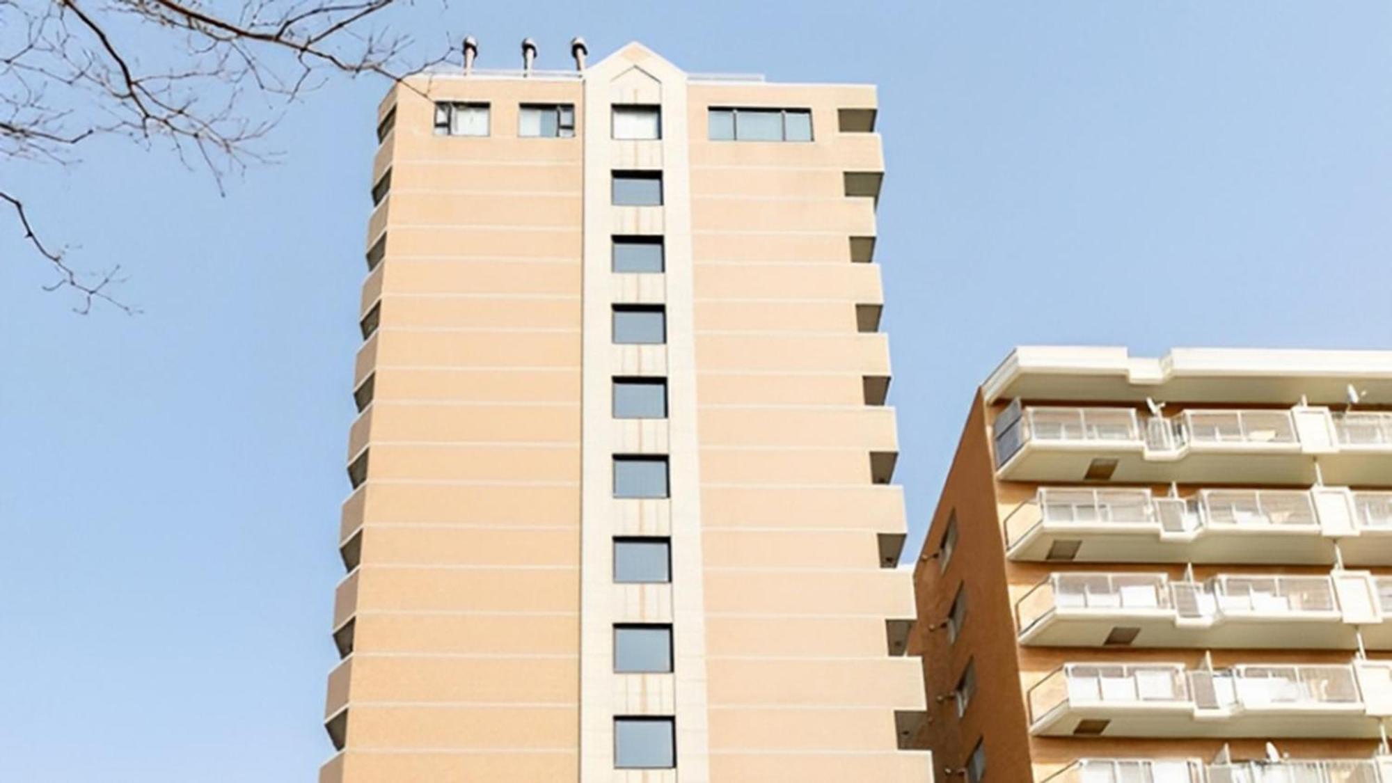 Toyoko Inn Hokkaido Sapporo-eki Nishi-guchi Hokudai Mae Eksteriør billede